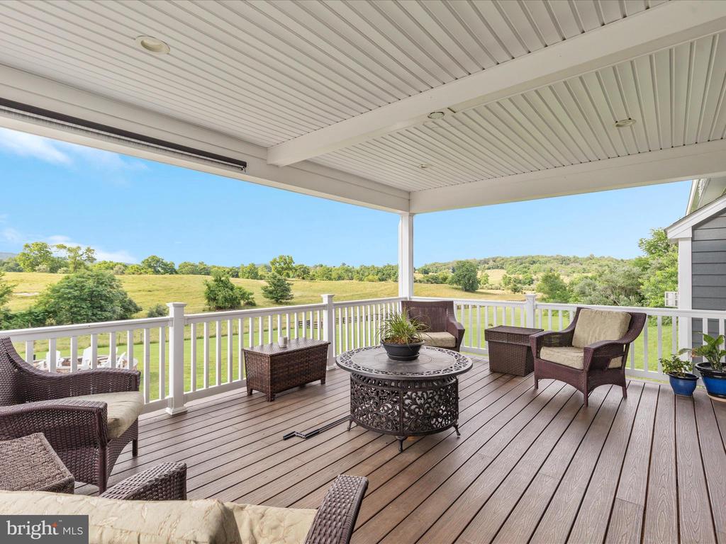 374 STONYMEADE DRIVE