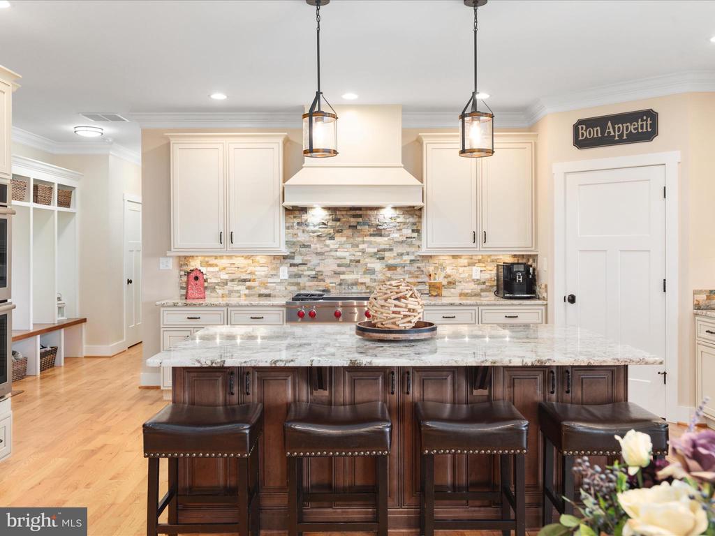 374 STONYMEADE DRIVE