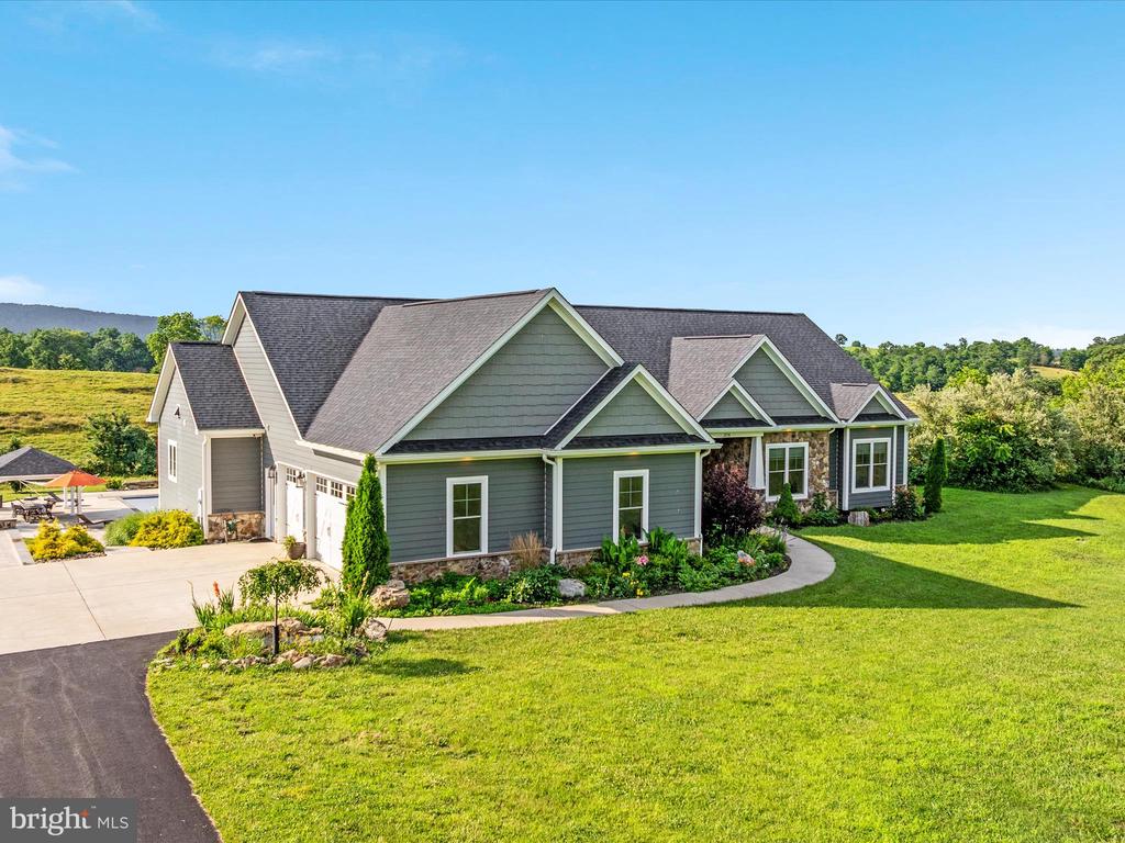 374 STONYMEADE DRIVE