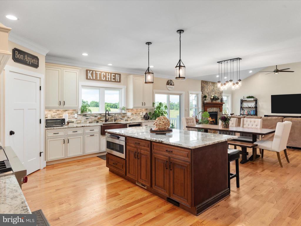 374 STONYMEADE DRIVE