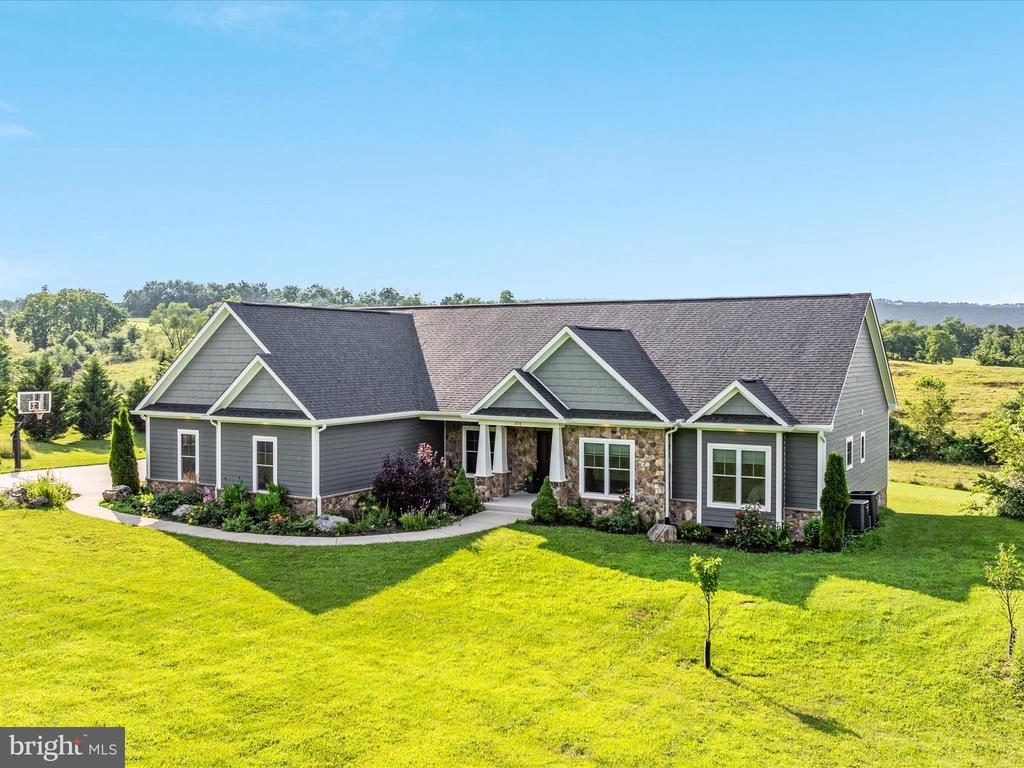 374 STONYMEADE DRIVE