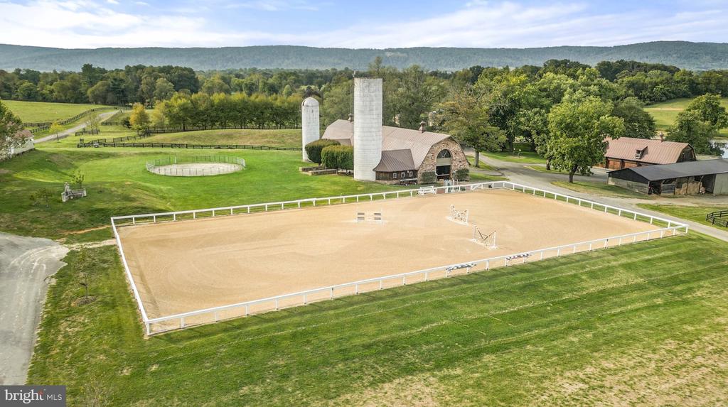33846 FOXLEASE LANE