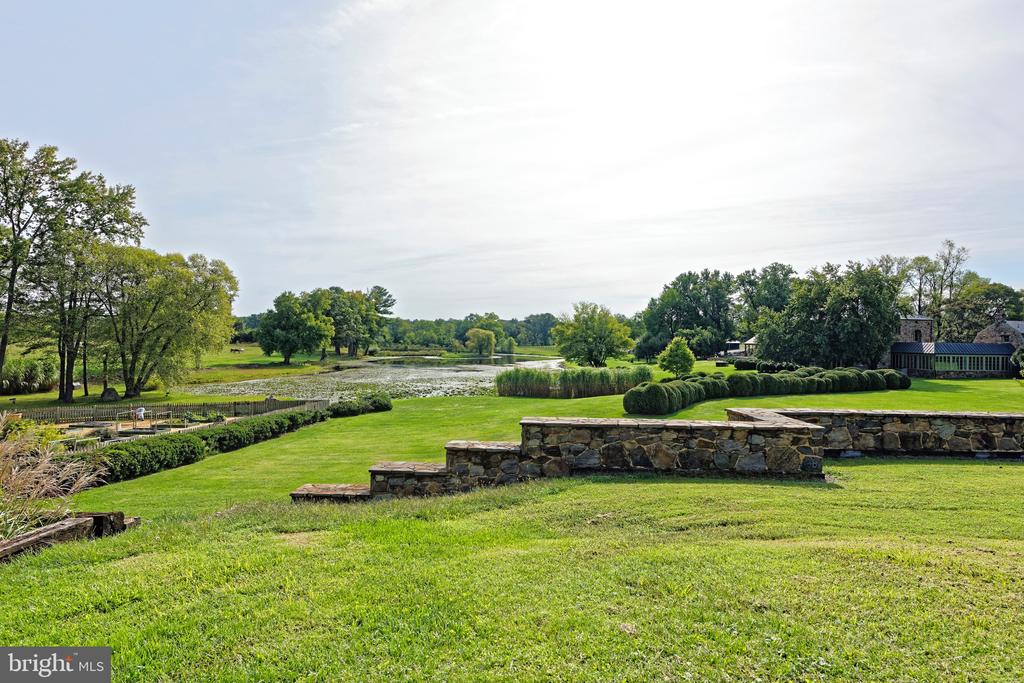 33846 FOXLEASE LANE