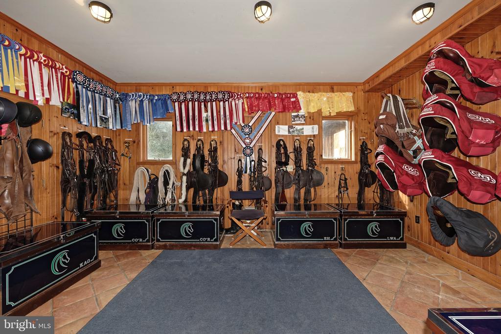 33846 FOXLEASE LANE