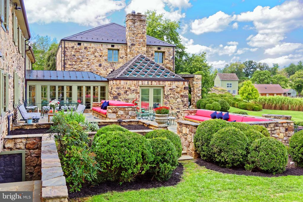 33846 FOXLEASE LANE