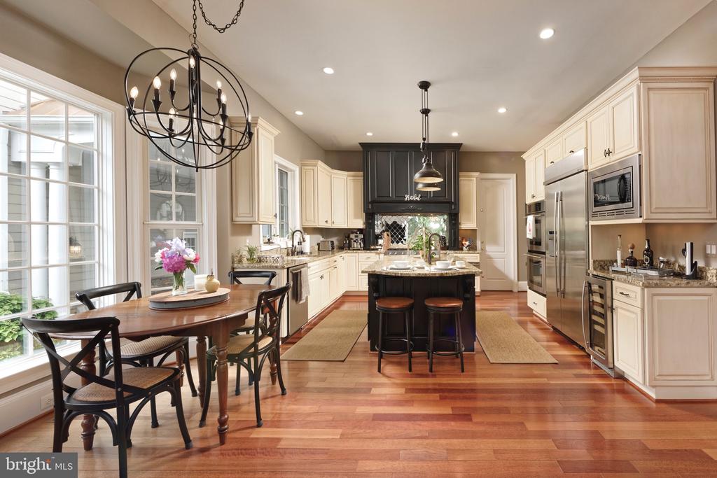 23533 LIGHT HORSE COURT
