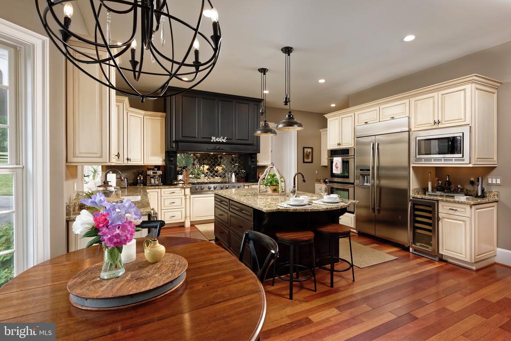 23533 LIGHT HORSE COURT