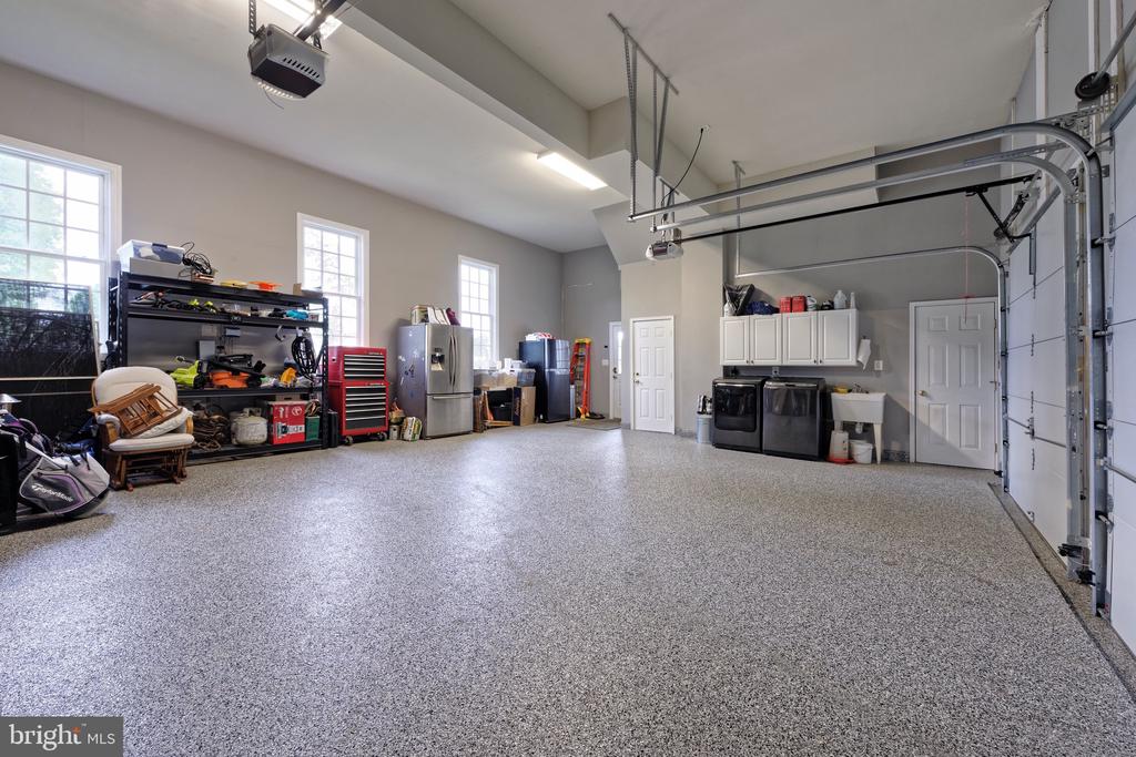 23533 LIGHT HORSE COURT