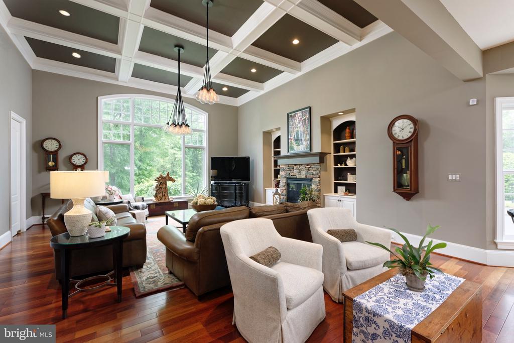 23533 LIGHT HORSE COURT