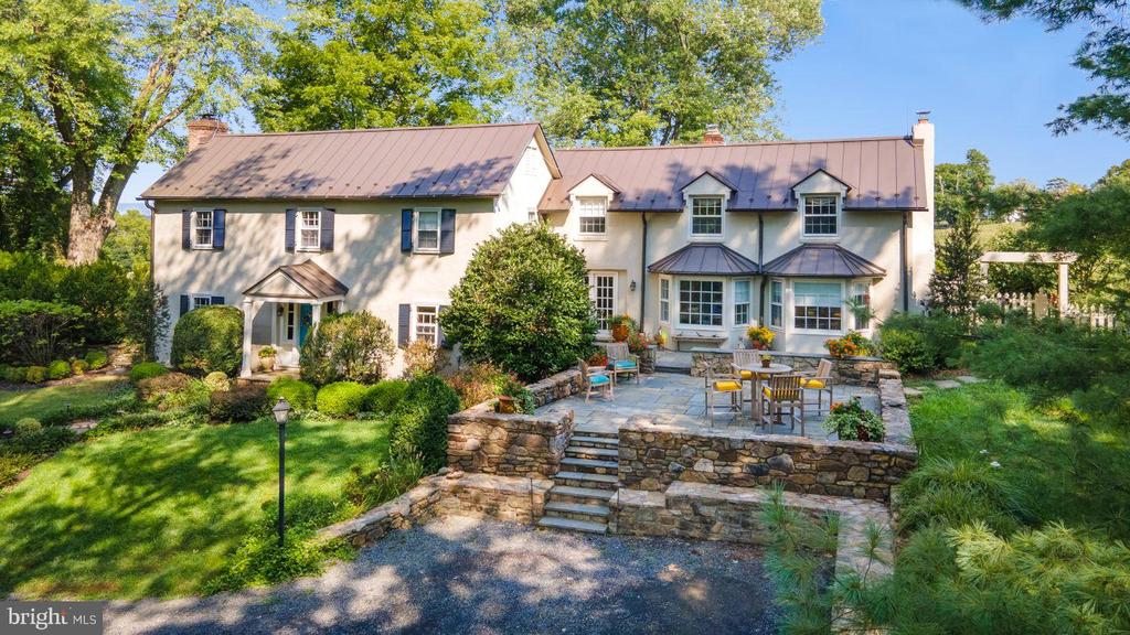 22780 FOXCROFT ROAD