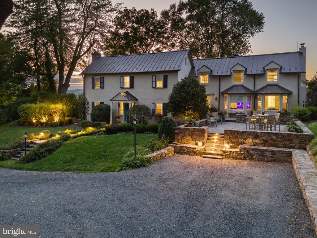 22780 FOXCROFT ROAD