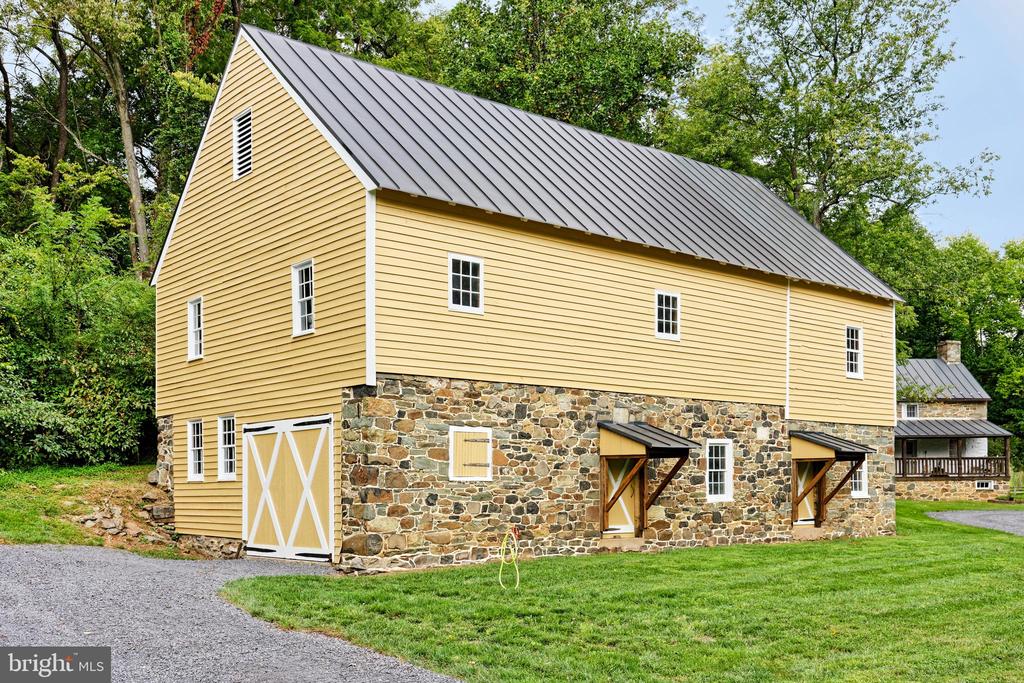 19205 DUNLOP MILL ROAD