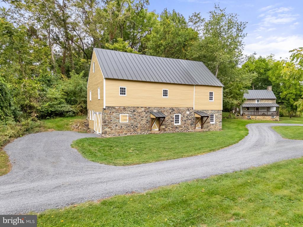 19205 DUNLOP MILL ROAD