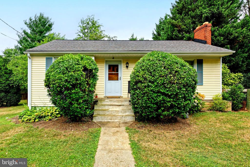 4 CHESTNUT - LOT A STREET