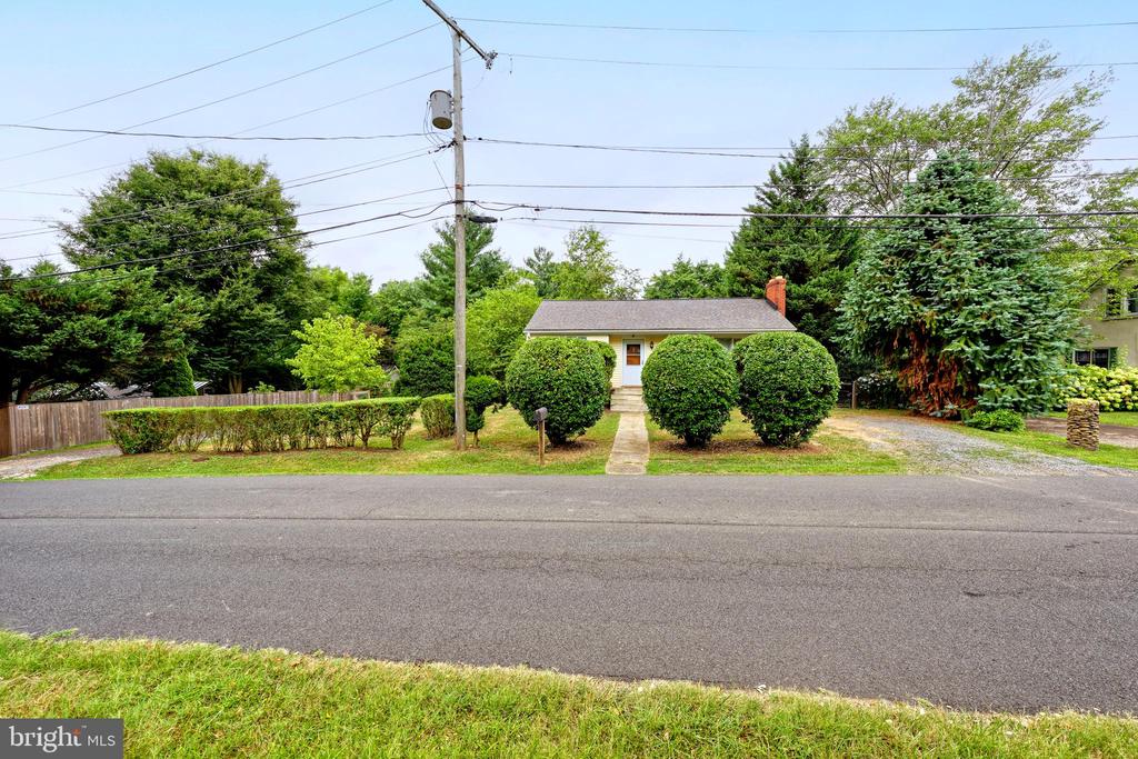 4 CHESTNUT - LOT A STREET