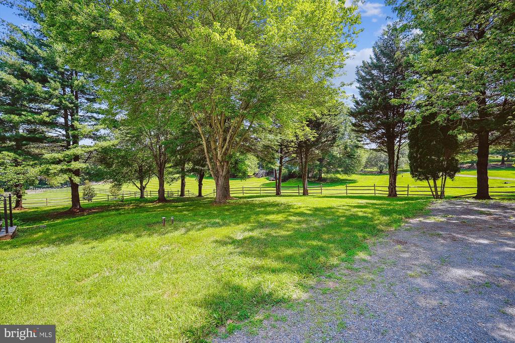 37054 ADAMS GREEN LANE