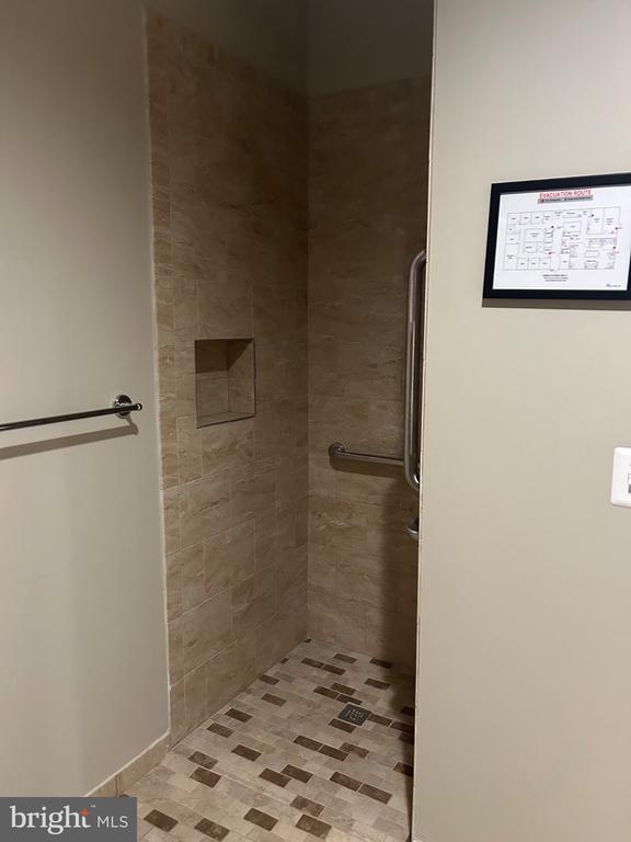 119 THE PLAINS ROAD Unit: SUITE 100