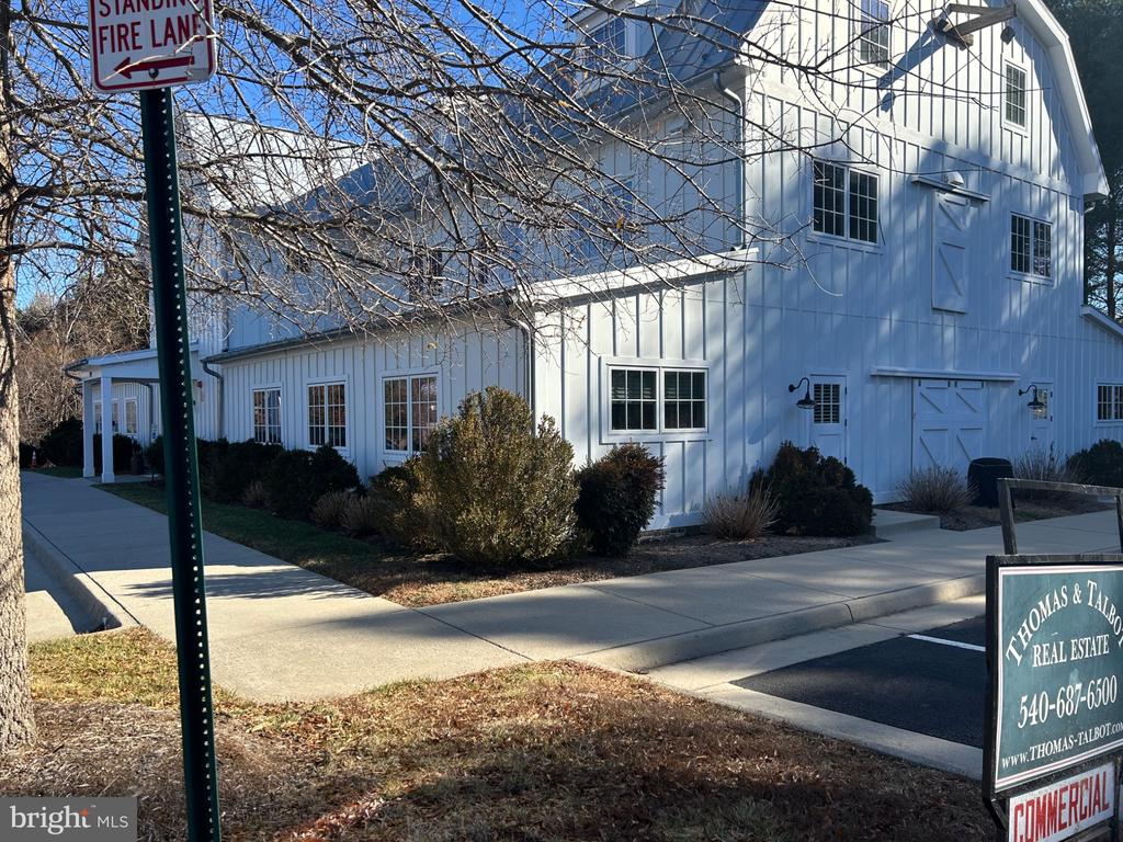119 THE PLAINS ROAD Unit: SUITE 100