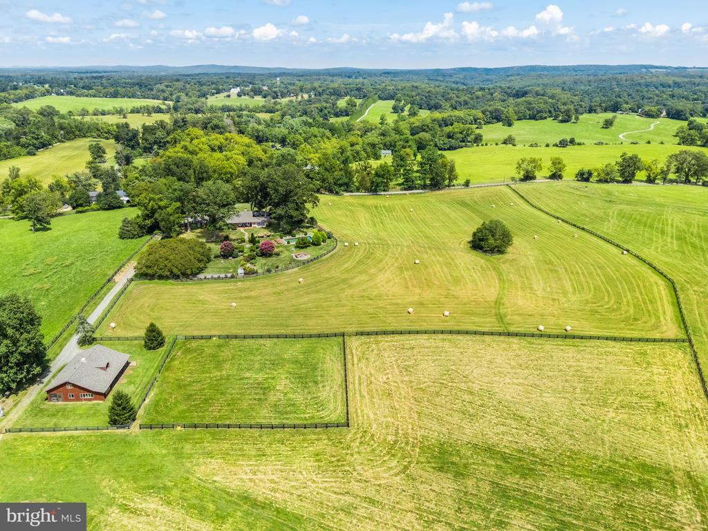 35771 SNAKE HILL ROAD