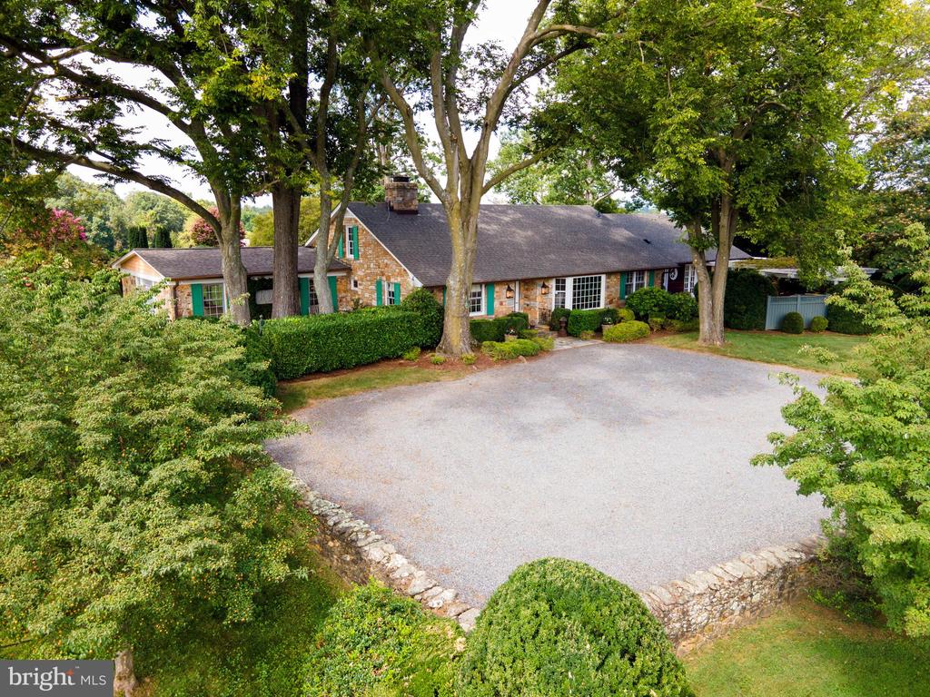 35771 SNAKE HILL ROAD