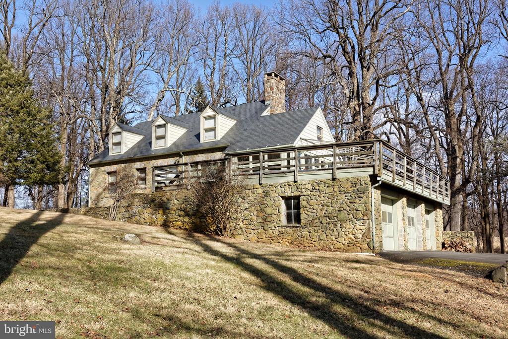32843 MOUNT WEATHER ROAD