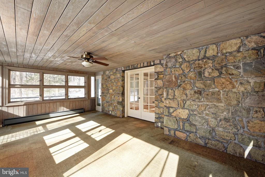 32843 MOUNT WEATHER ROAD