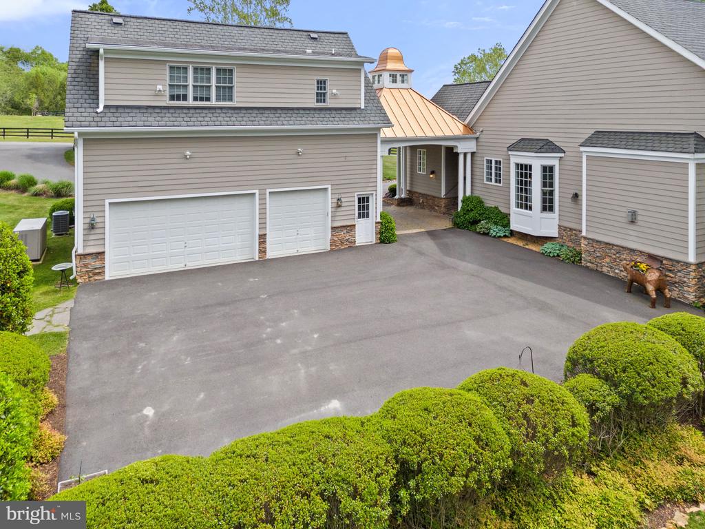 23533 LIGHT HORSE COURT Unit: UNIT - T