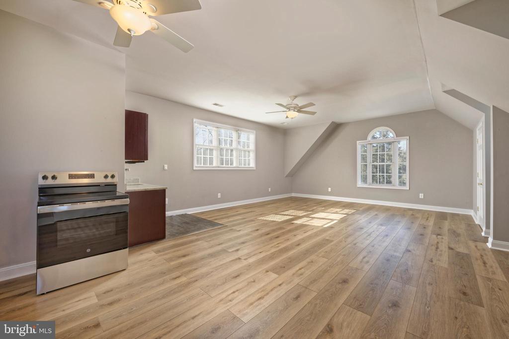 23533 LIGHT HORSE COURT Unit: UNIT - T