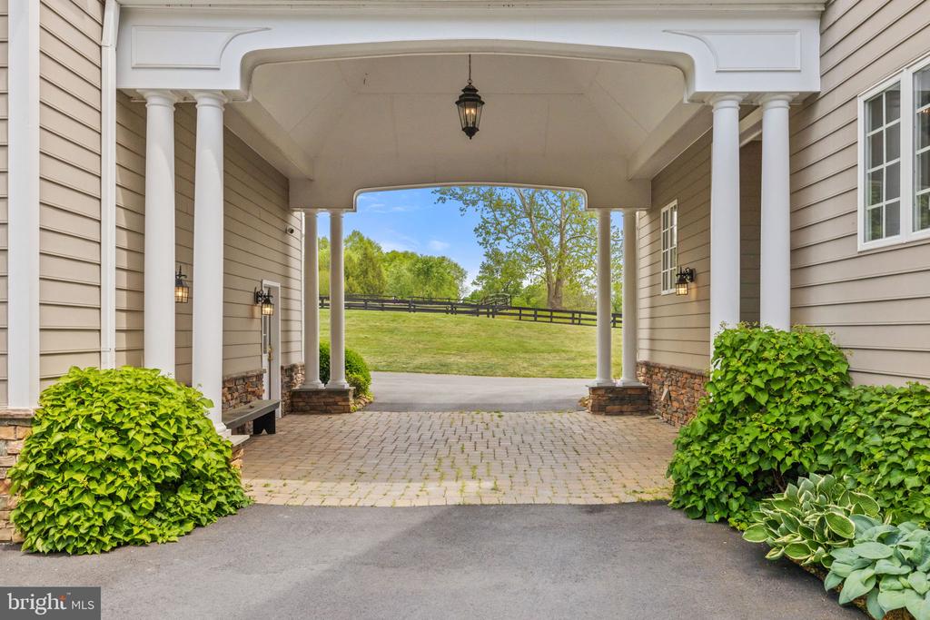 23533 LIGHT HORSE COURT Unit: UNIT - T
