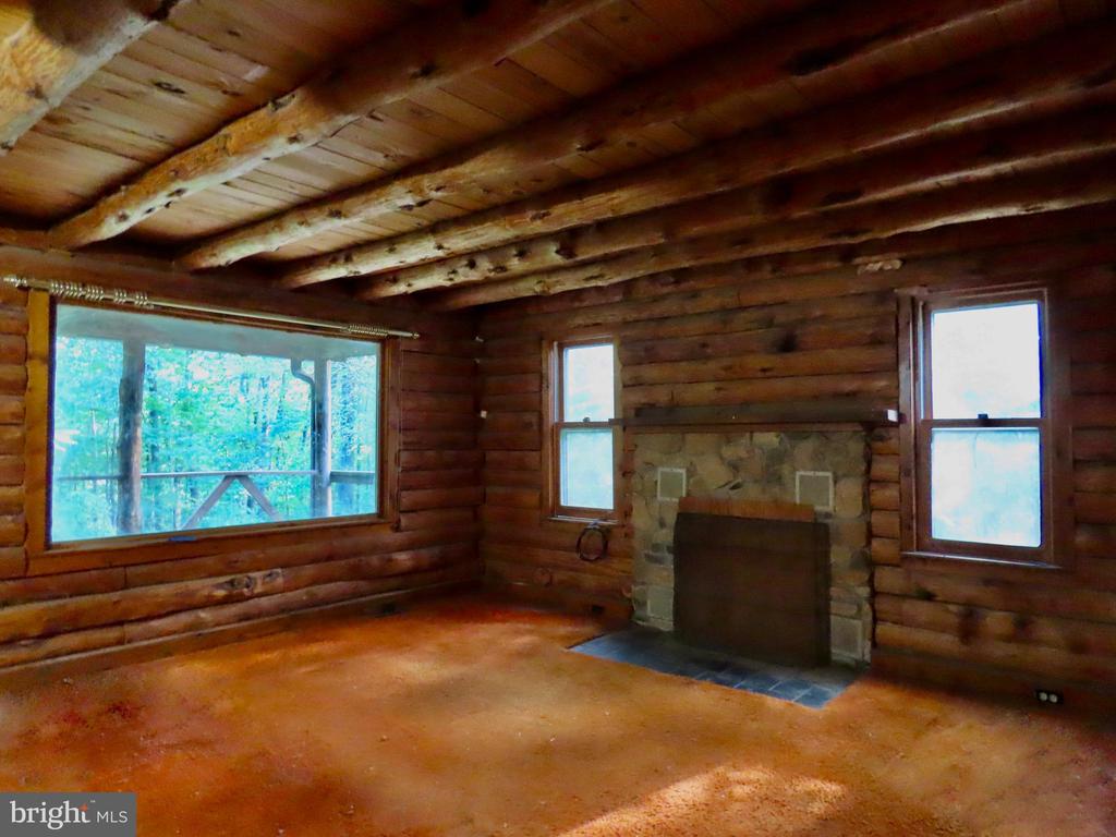300 SEVEN PONDS ROAD