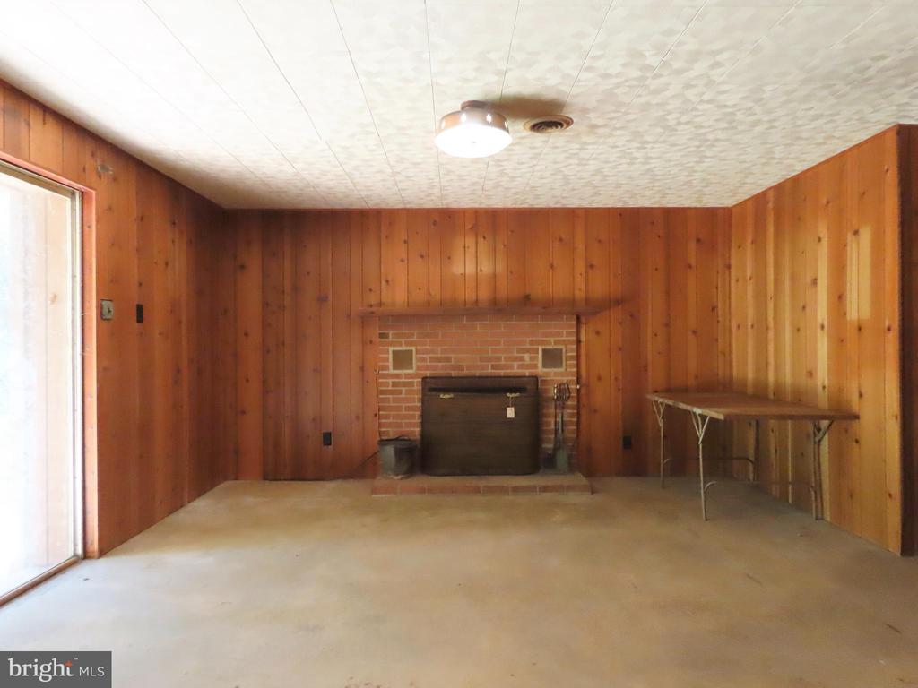 300 SEVEN PONDS ROAD