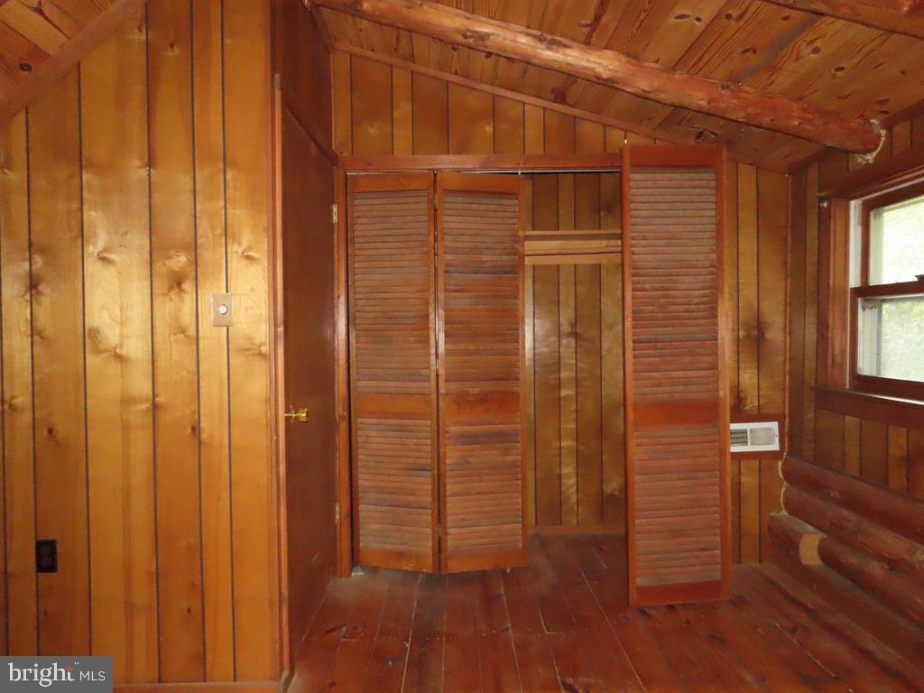 300 SEVEN PONDS ROAD