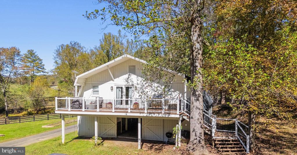1709 NORTH POES ROAD