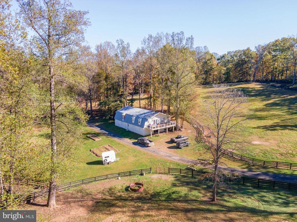 1709 NORTH POES ROAD