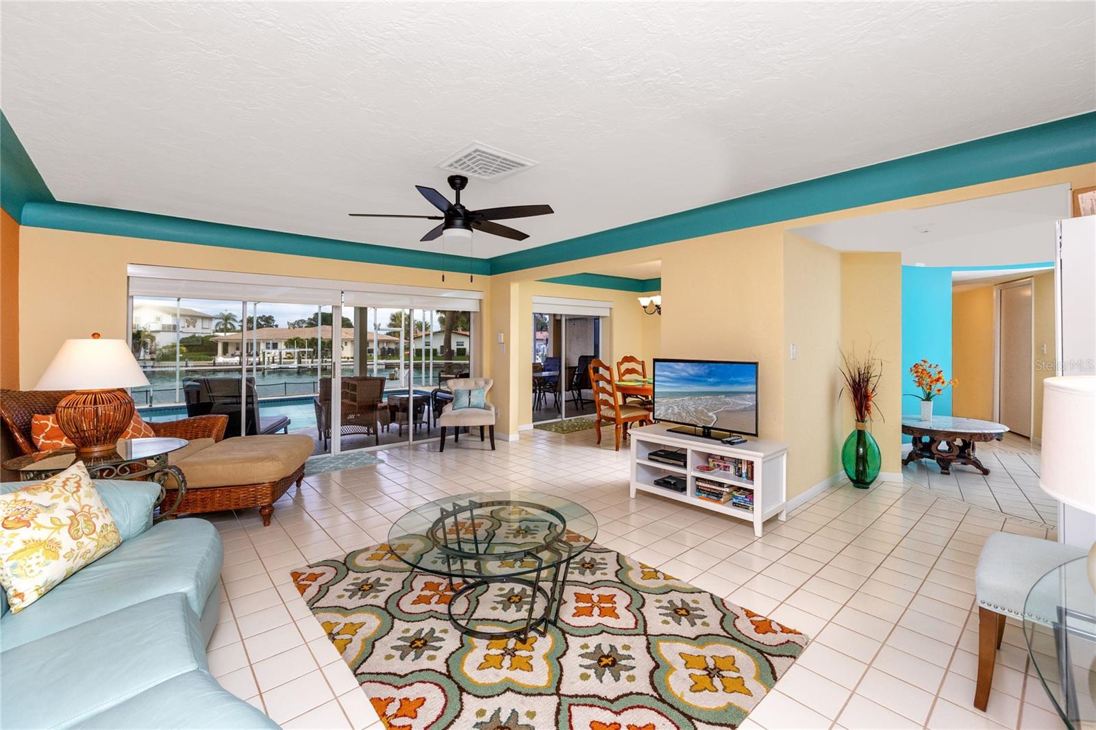 2096 MASSACHUSETTS AVE NE