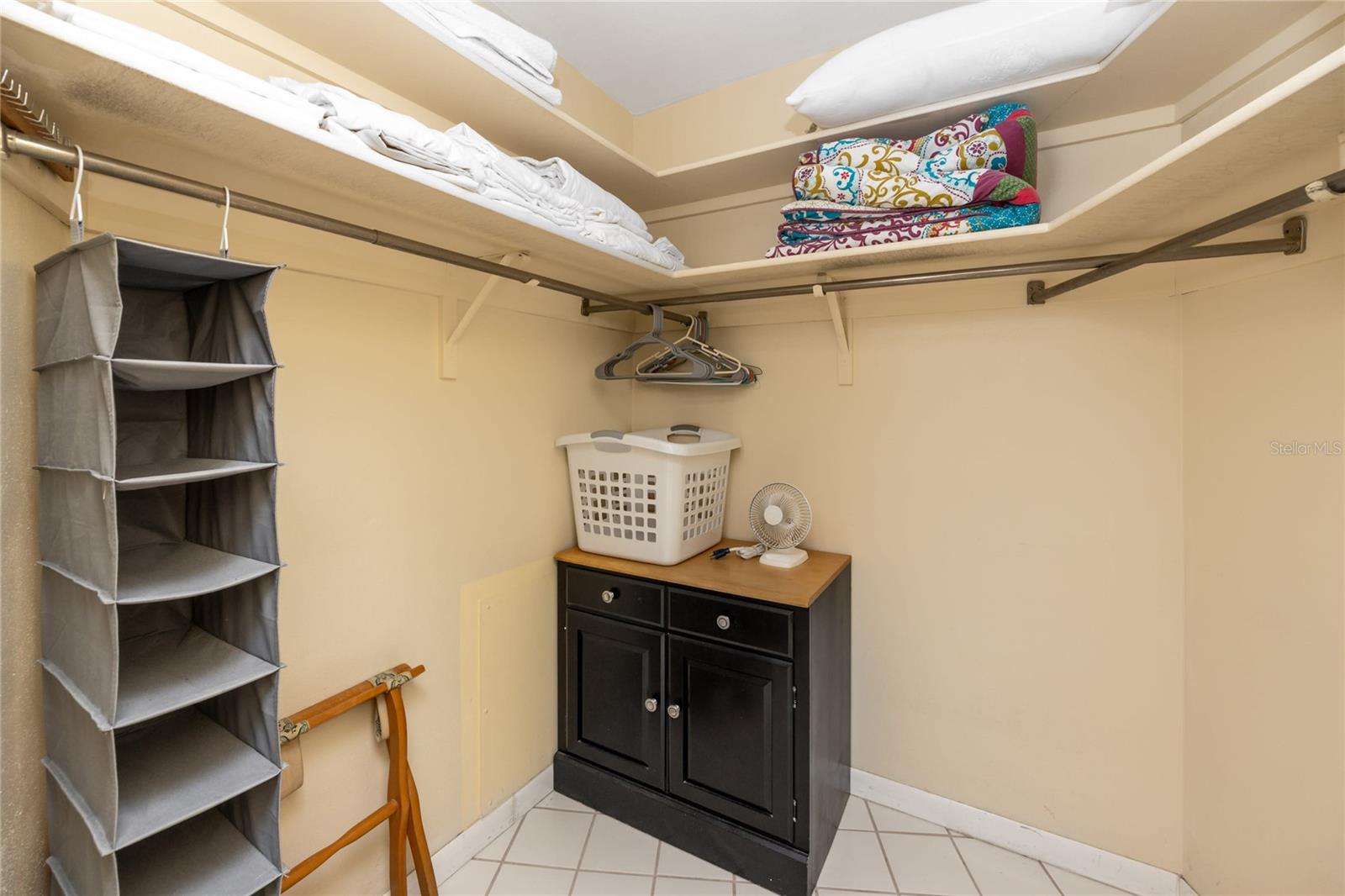 2096 MASSACHUSETTS AVE NE