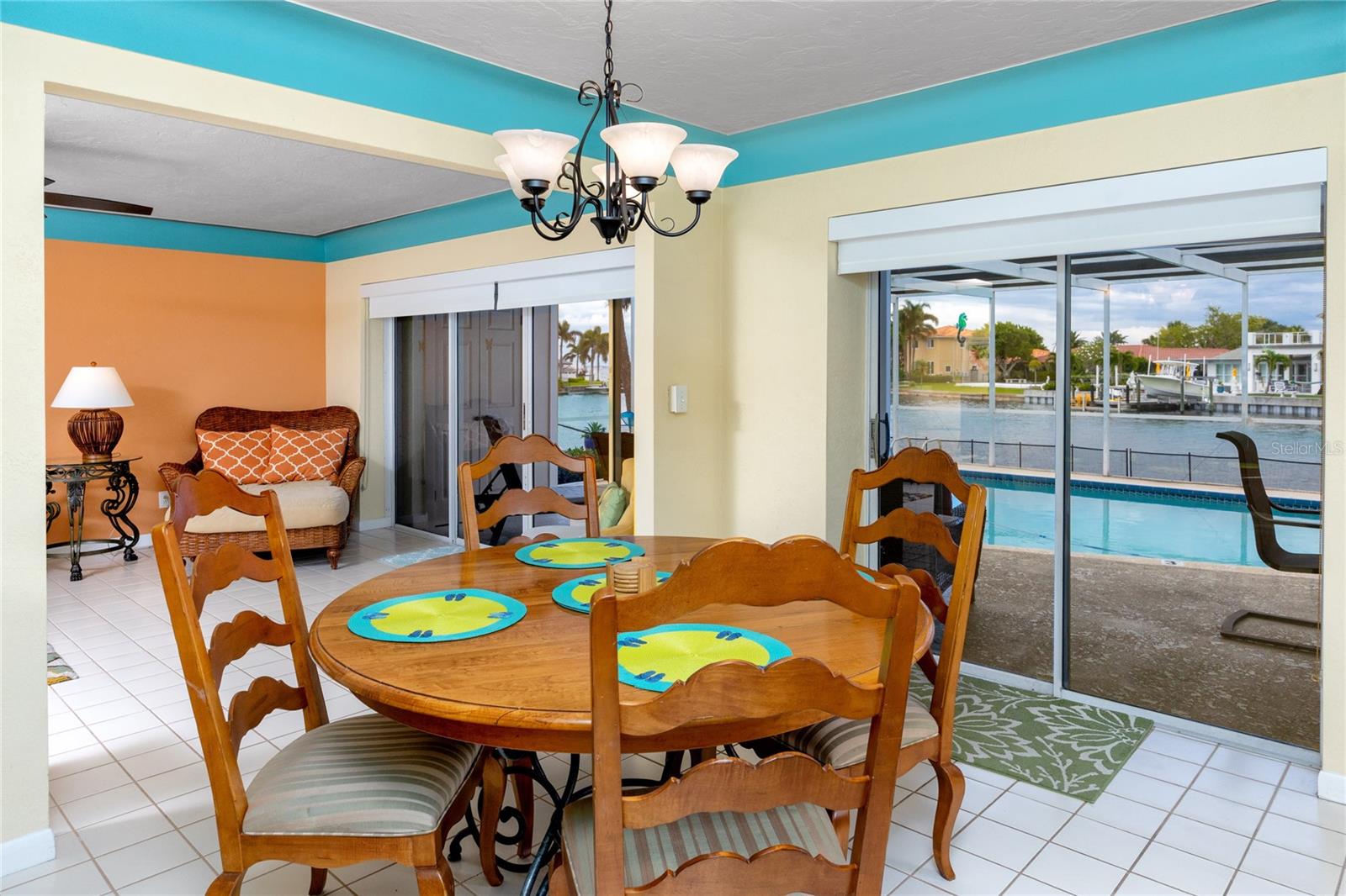 2096 MASSACHUSETTS AVE NE