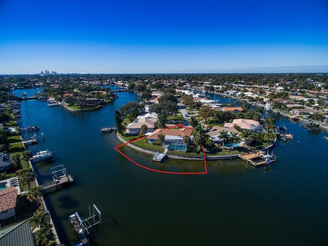 2096 MASSACHUSETTS AVE NE