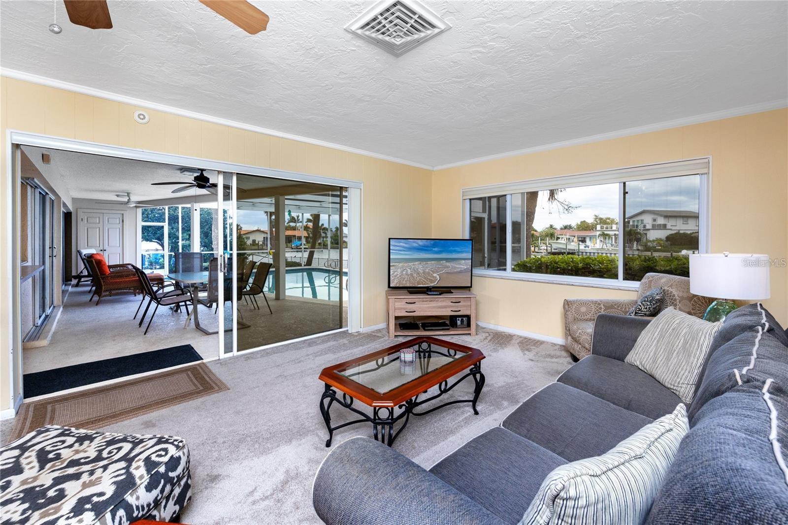 2096 MASSACHUSETTS AVE NE