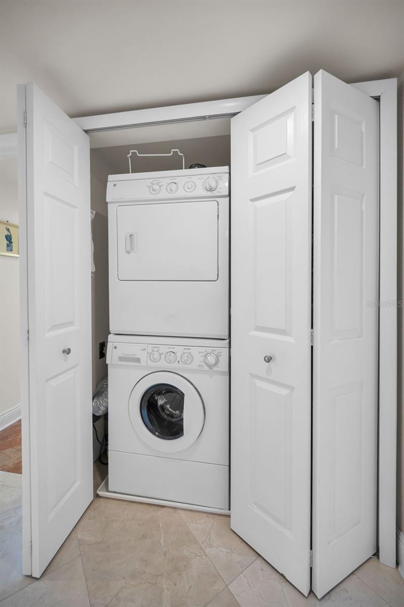 5200 BRITTANY DR S #510