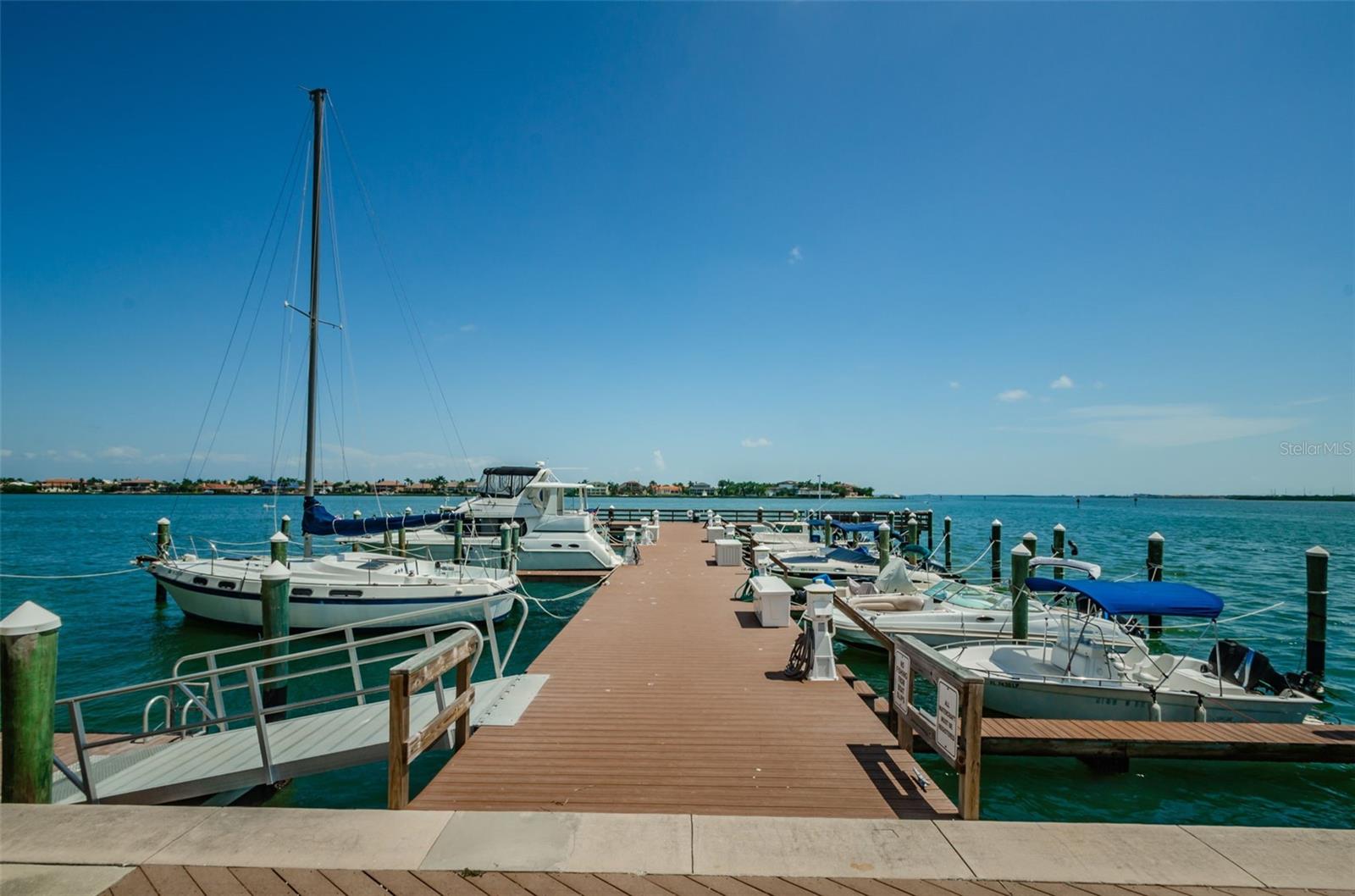 5200 BRITTANY DR S #510