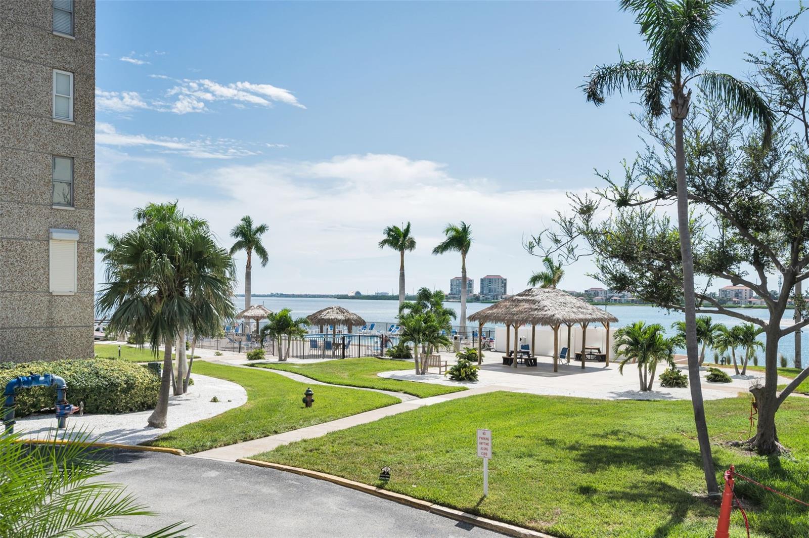 5200 BRITTANY DR S #510