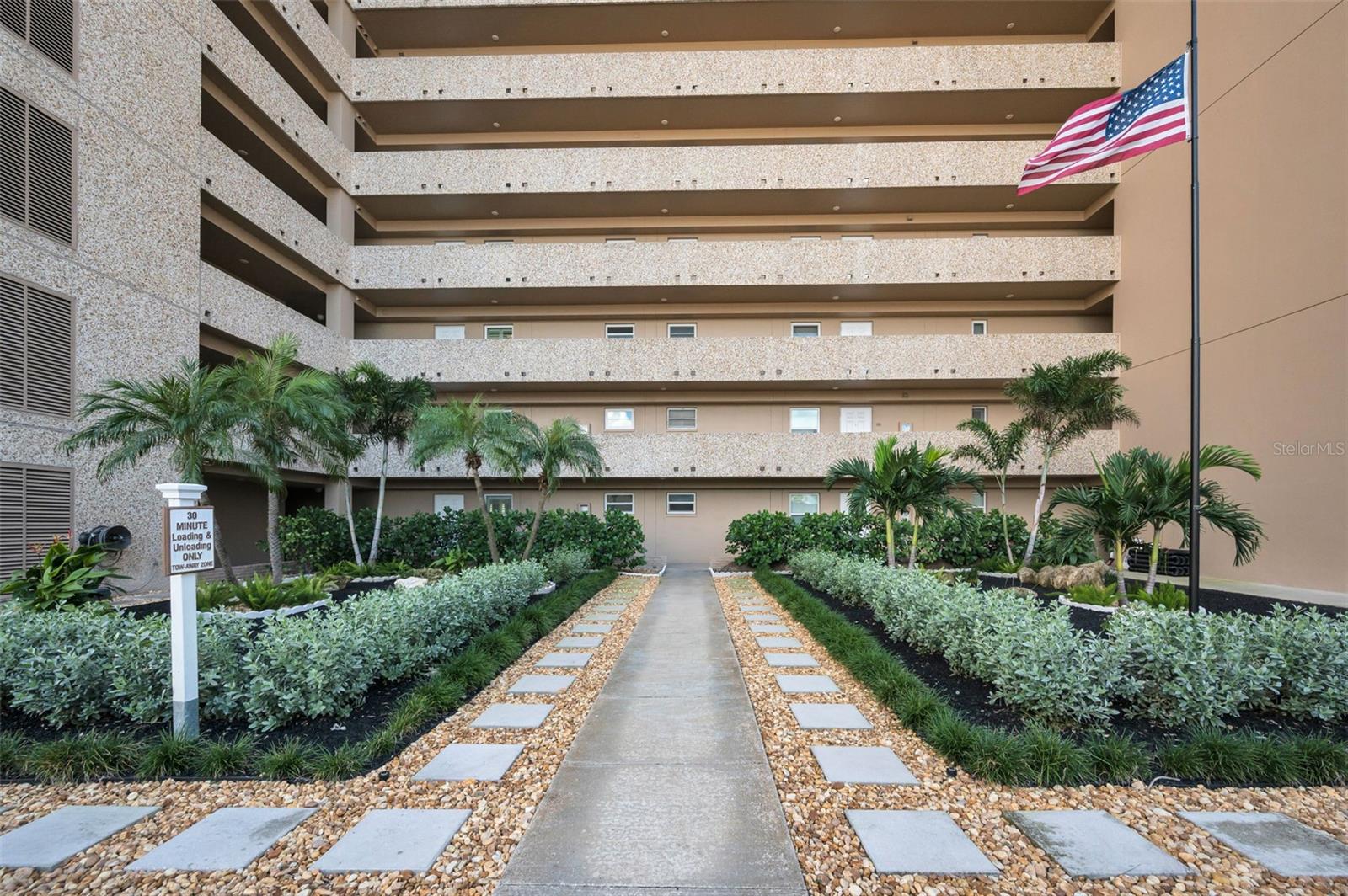 5200 BRITTANY DR S #510