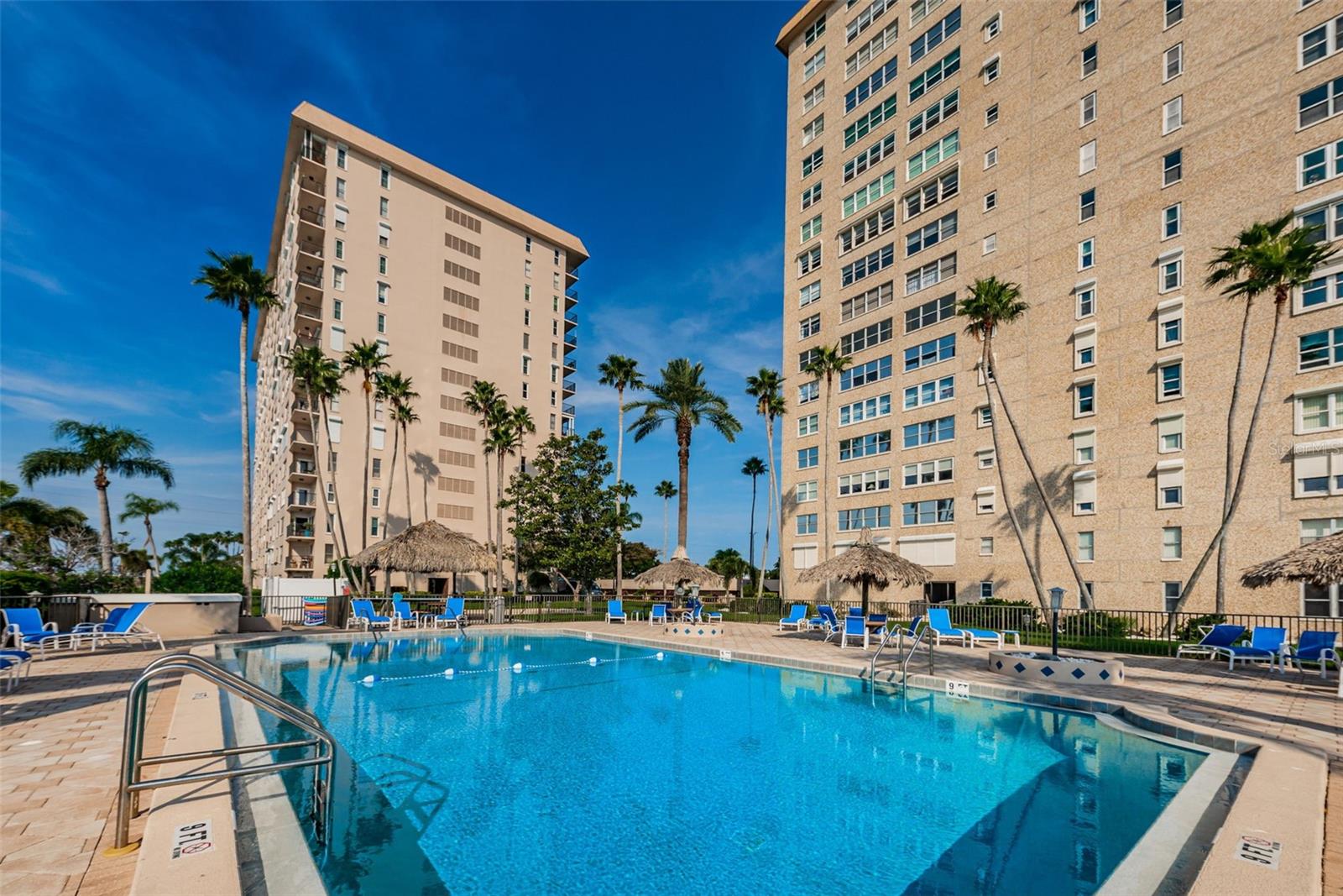 5200 BRITTANY DR S #510