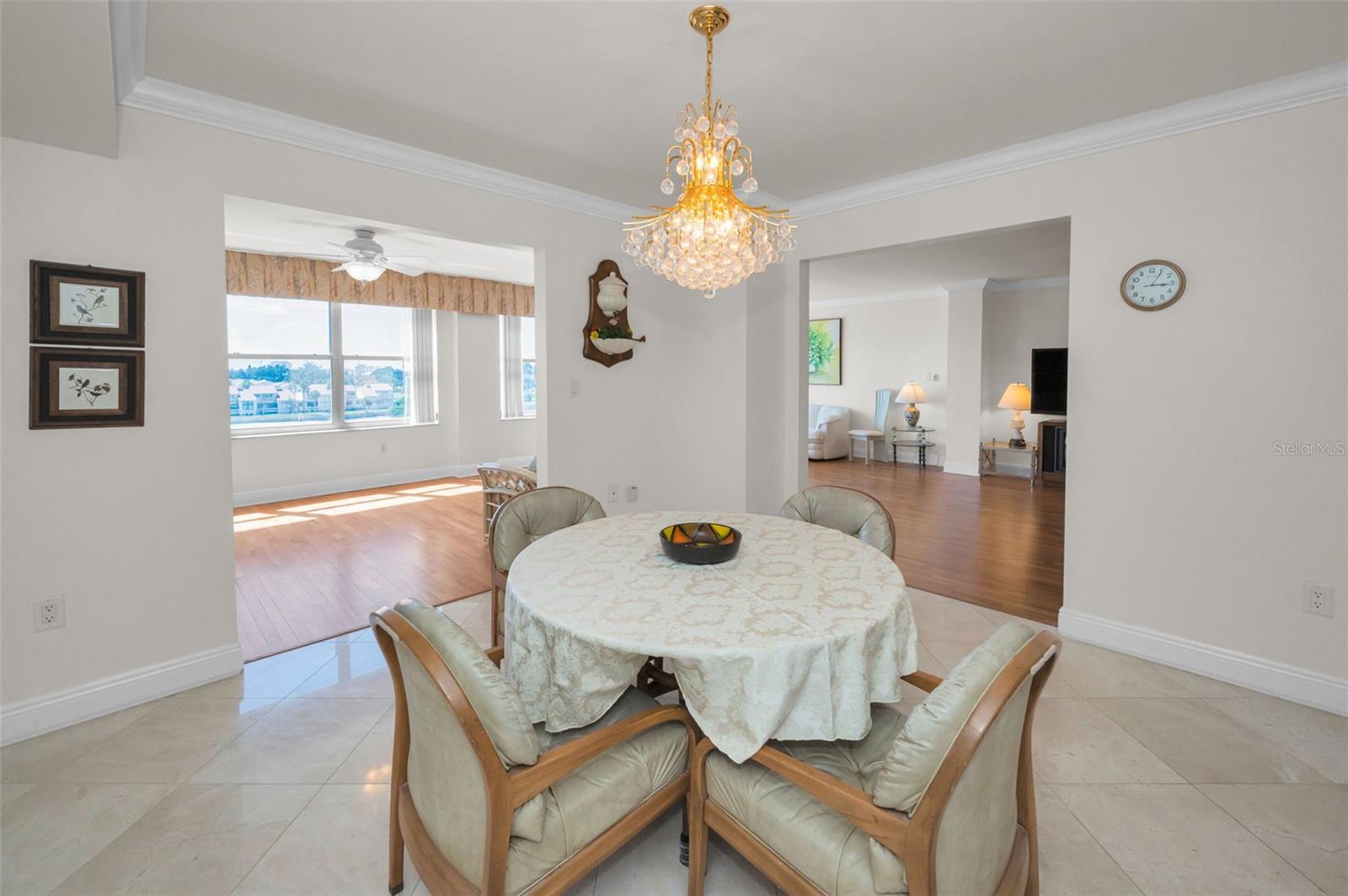 5200 BRITTANY DR S #510