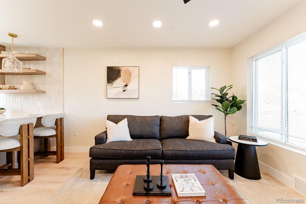 1105 S Raleigh Street