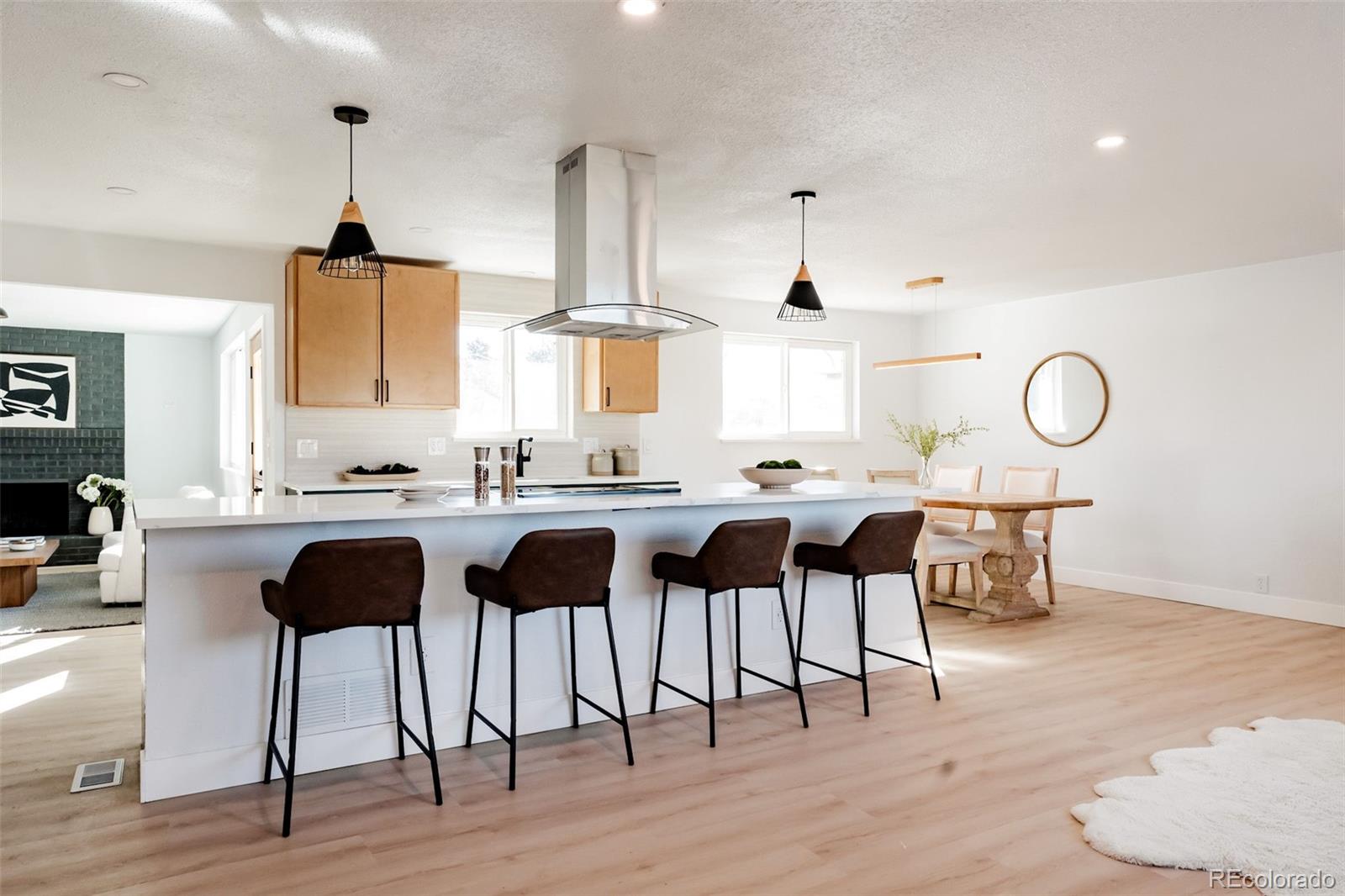 6272 S Garfield Drive