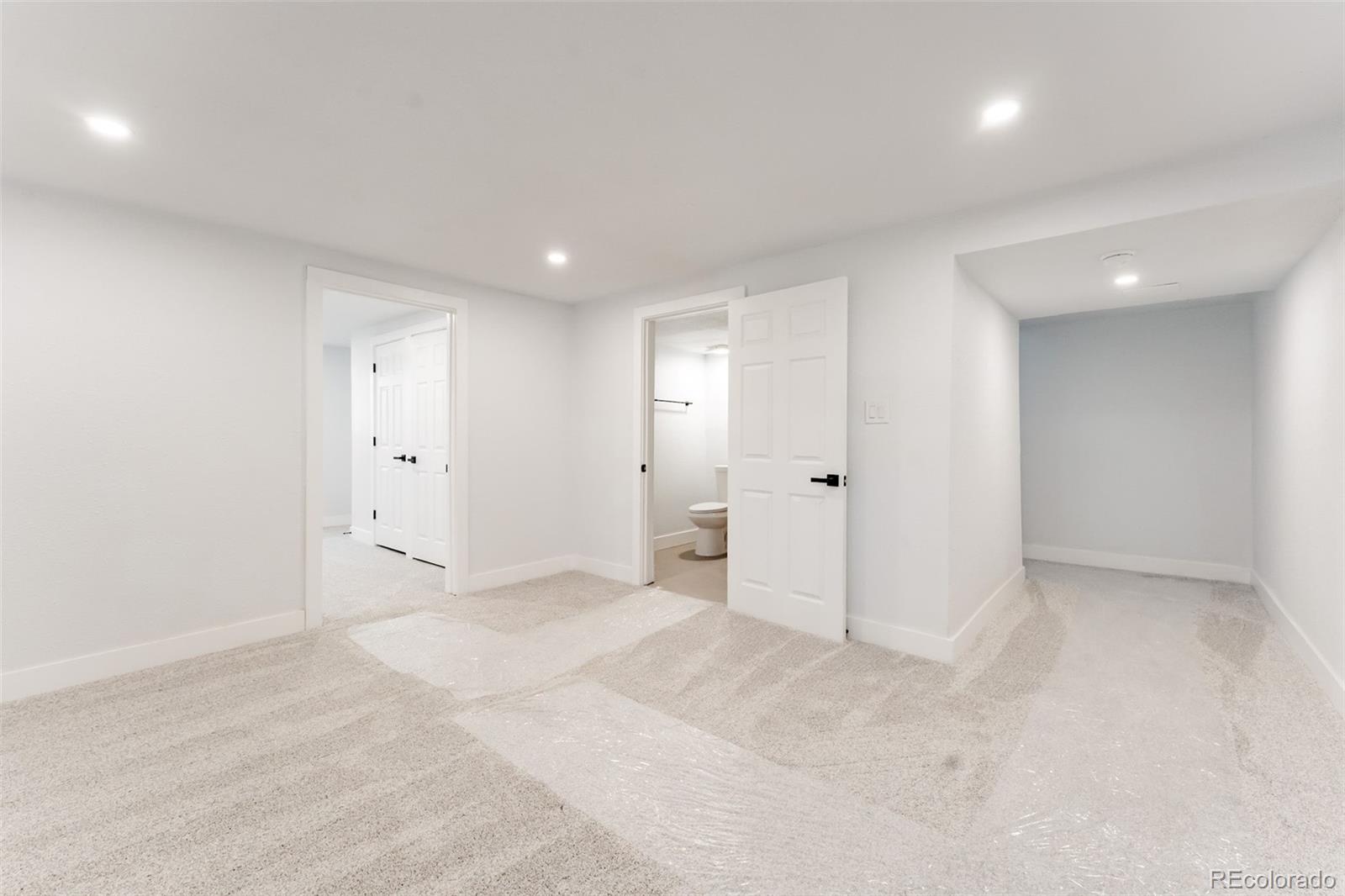 6272 S Garfield Drive