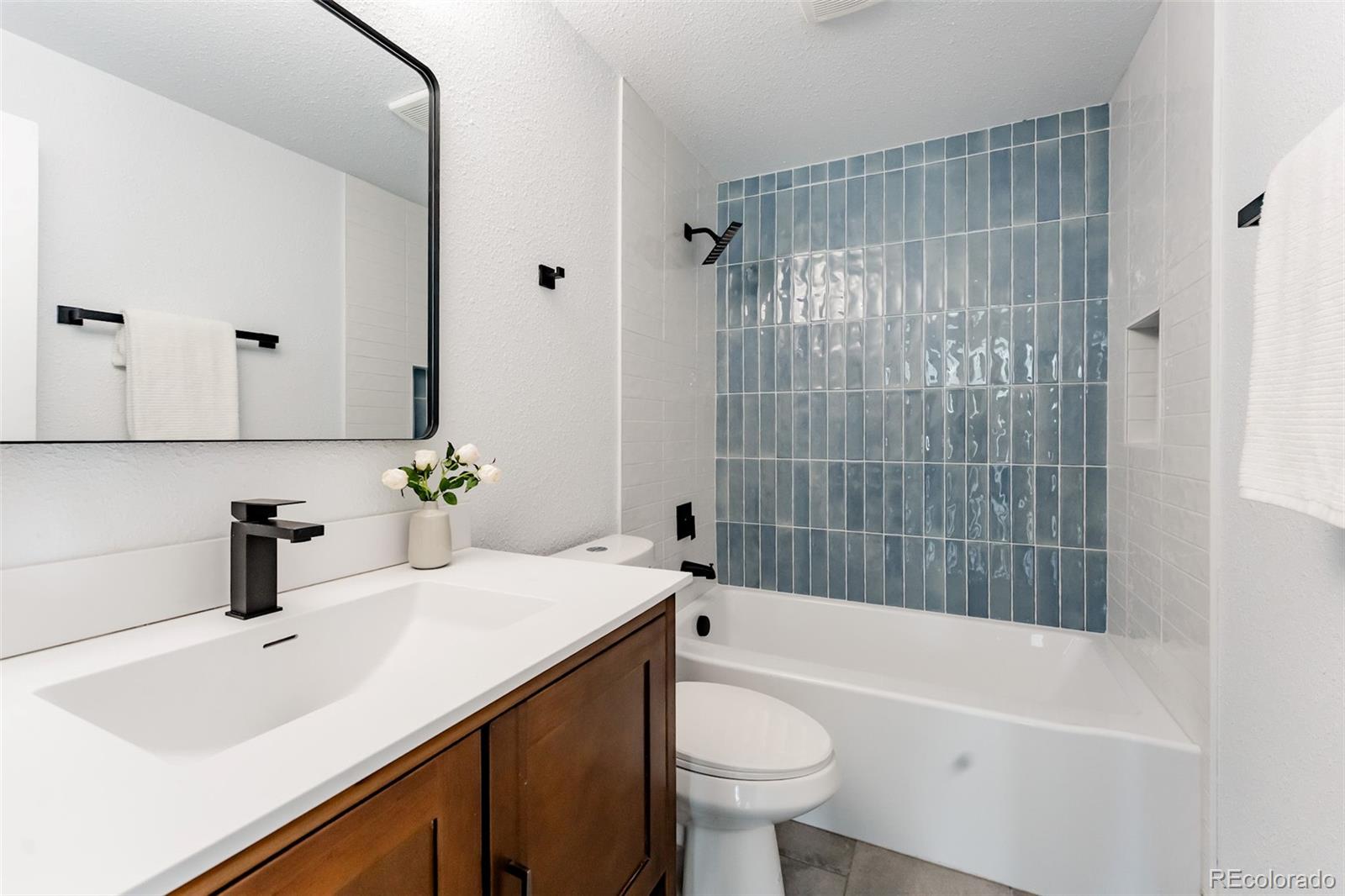 6272 S Garfield Drive