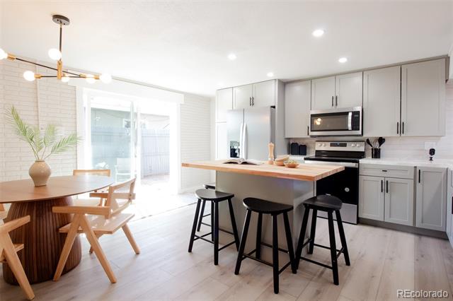 1020 stuart